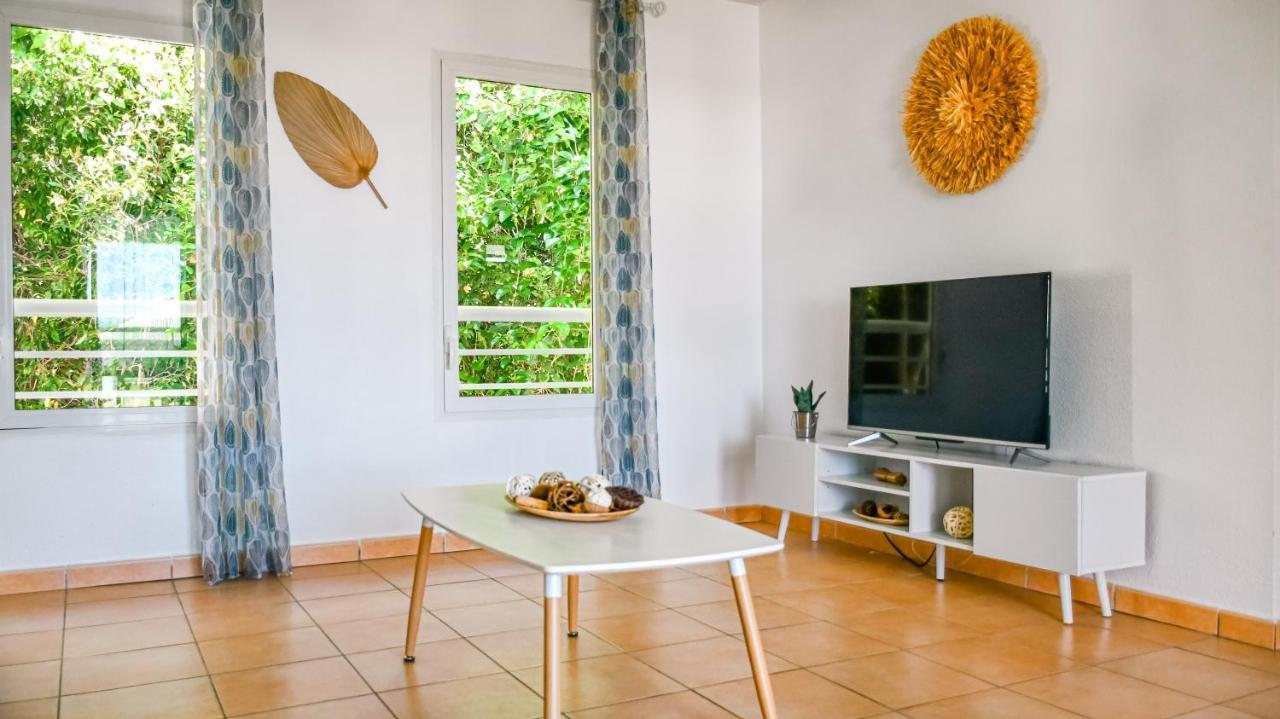לז אבים Charmant Appartement Aux Abymes מראה חיצוני תמונה